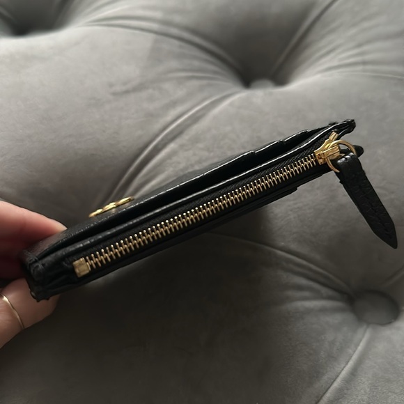 Gucci Leather GG Slim Wallet Card Case - Picture 5 of 7